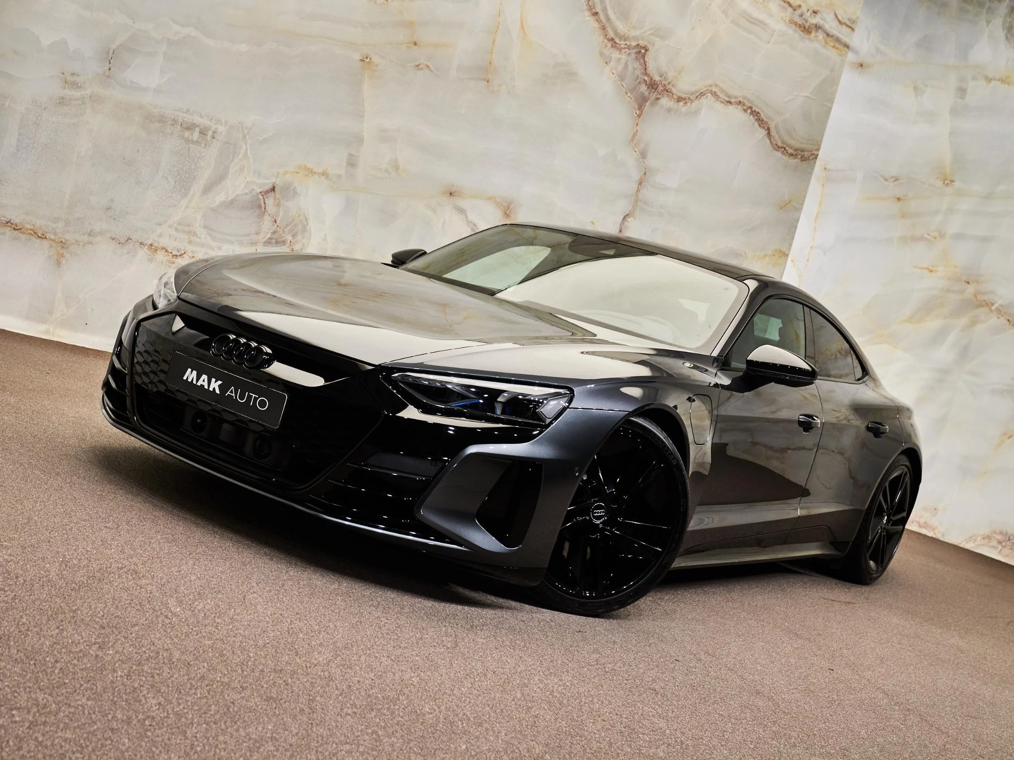 Hoofdafbeelding Audi e-tron GT