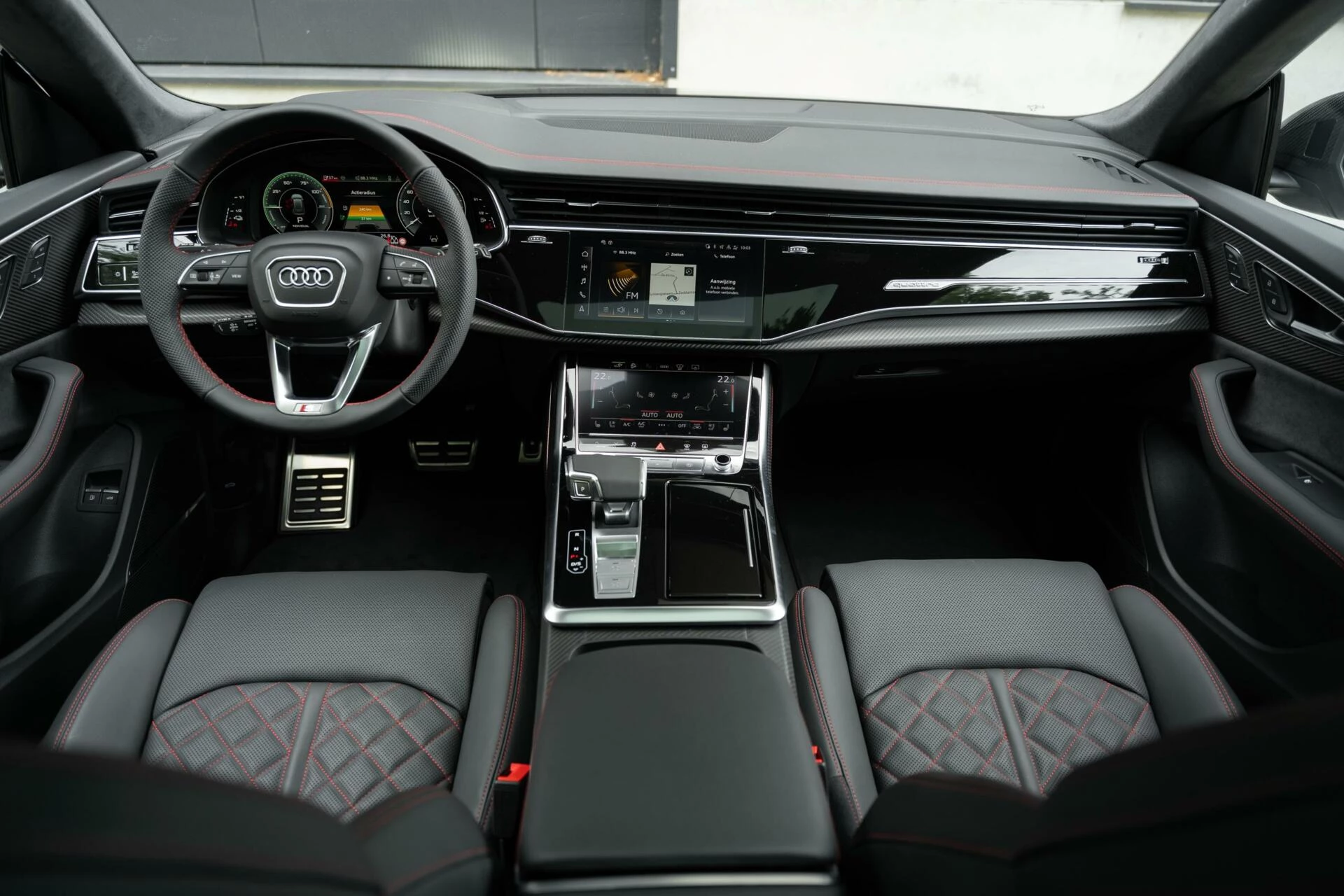 Hoofdafbeelding Audi Q8