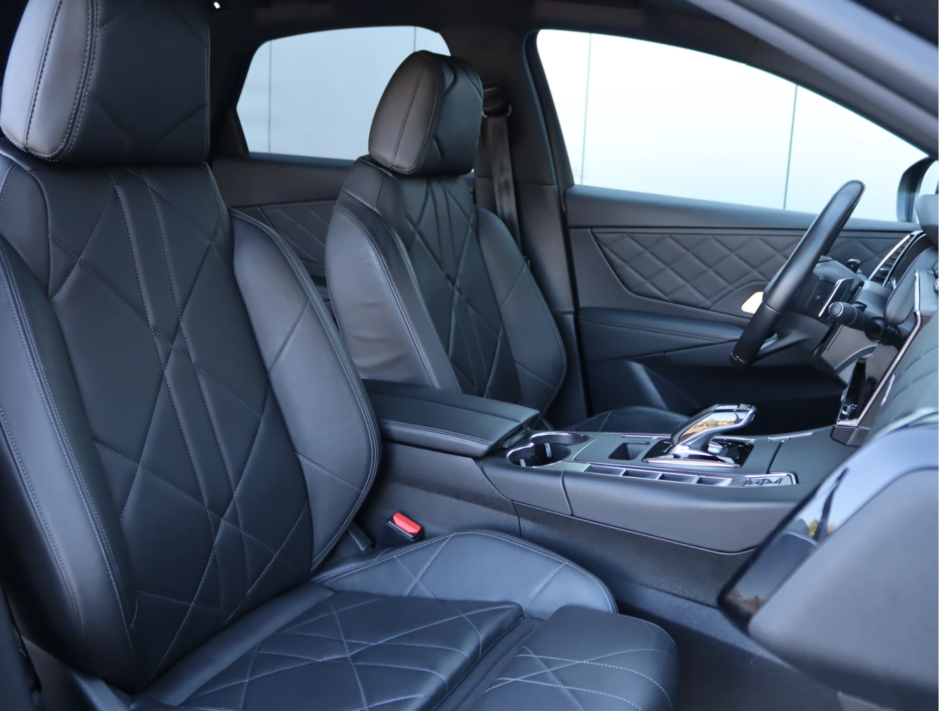 Hoofdafbeelding DS DS 7