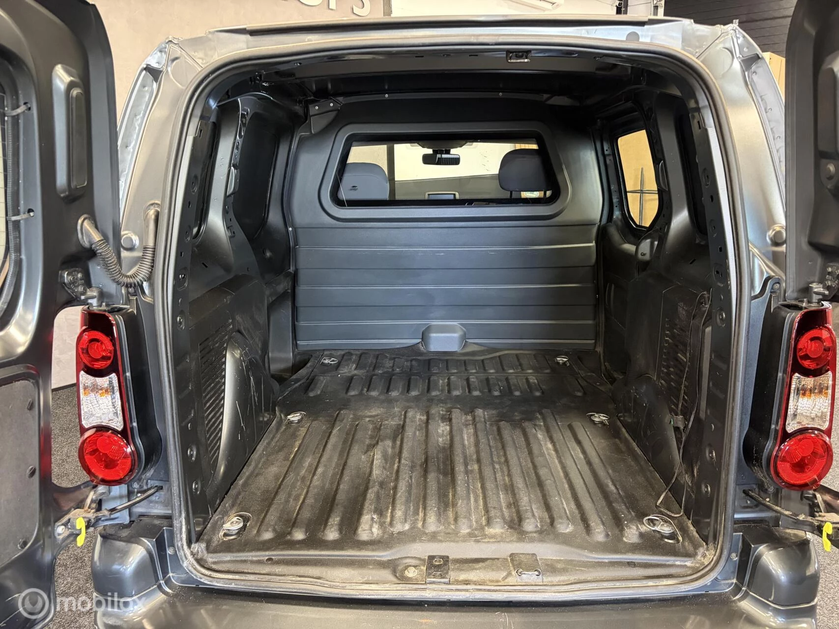 Hoofdafbeelding Peugeot Partner