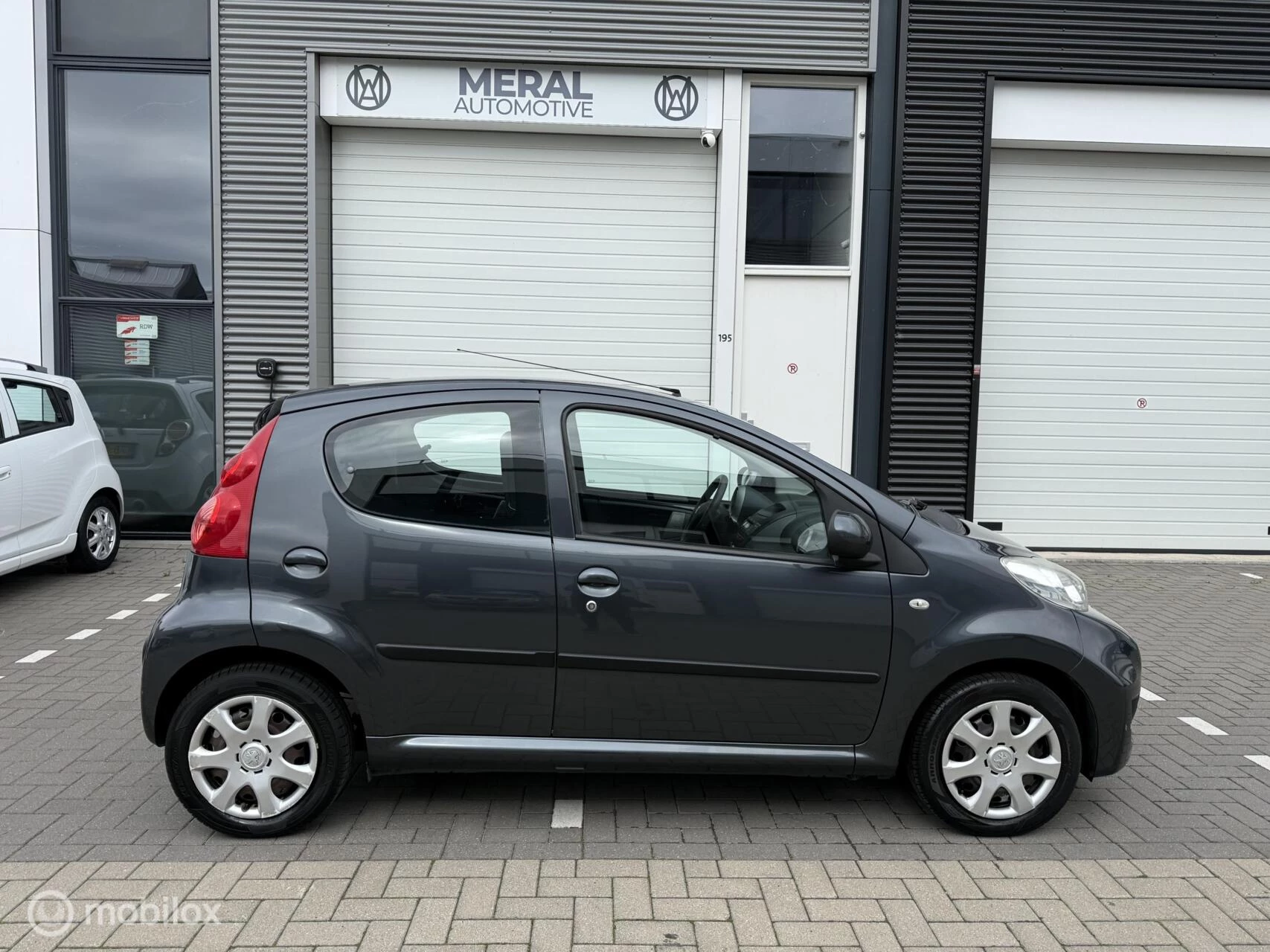 Hoofdafbeelding Peugeot 107