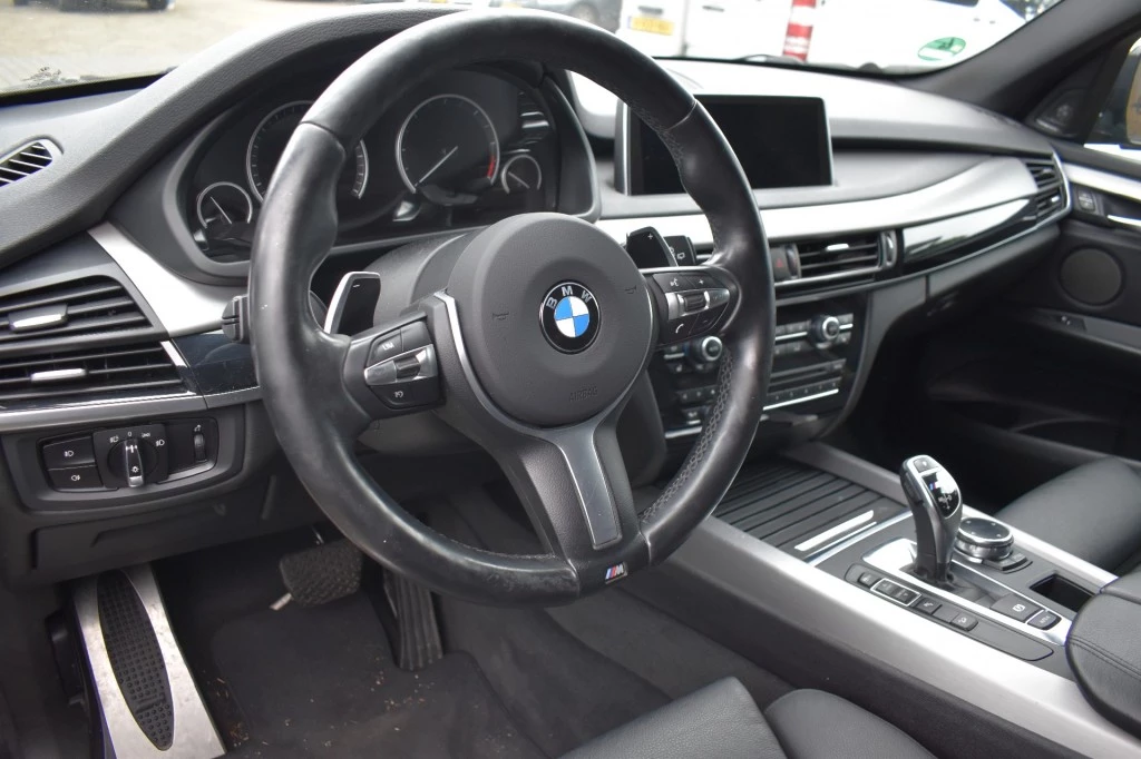 Hoofdafbeelding BMW X5