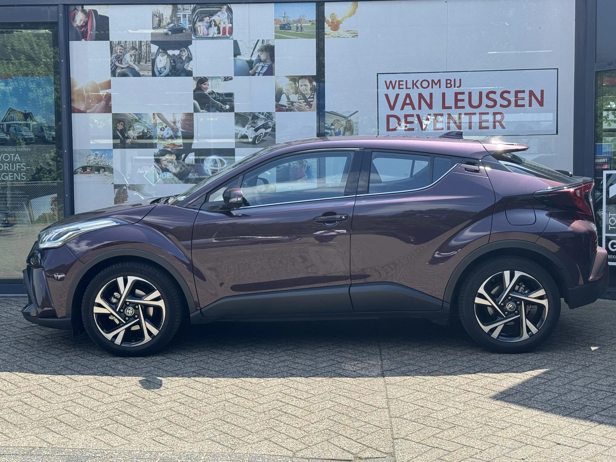 Hoofdafbeelding Toyota C-HR