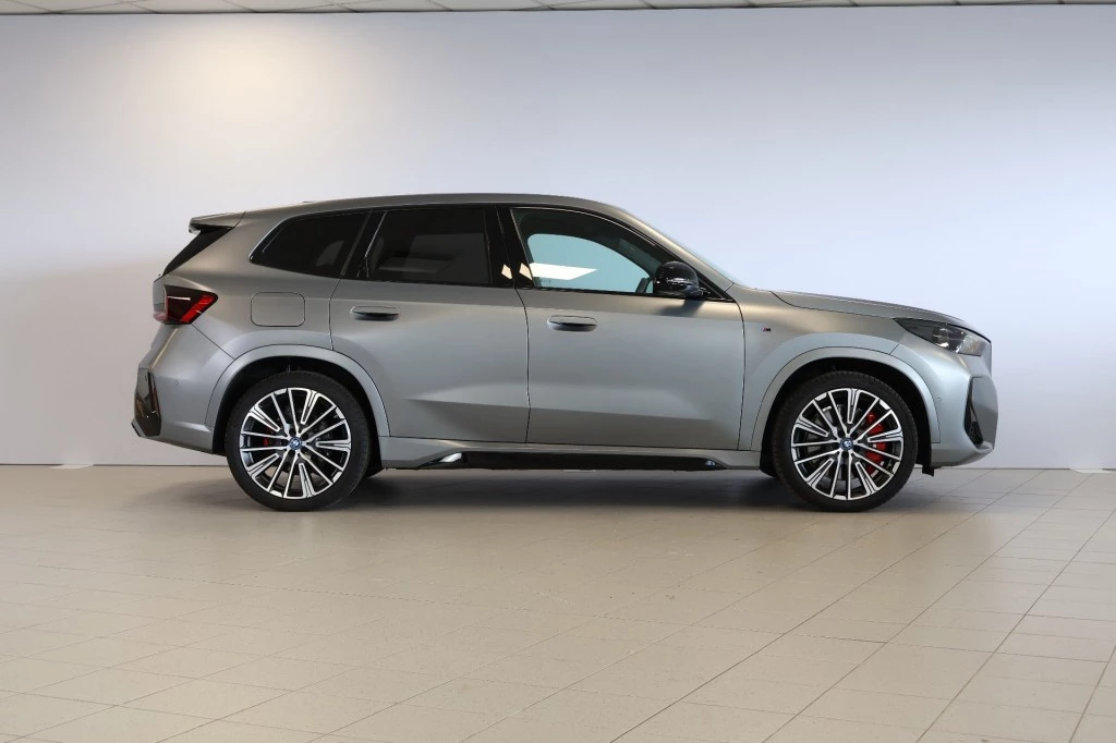 Hoofdafbeelding BMW iX1