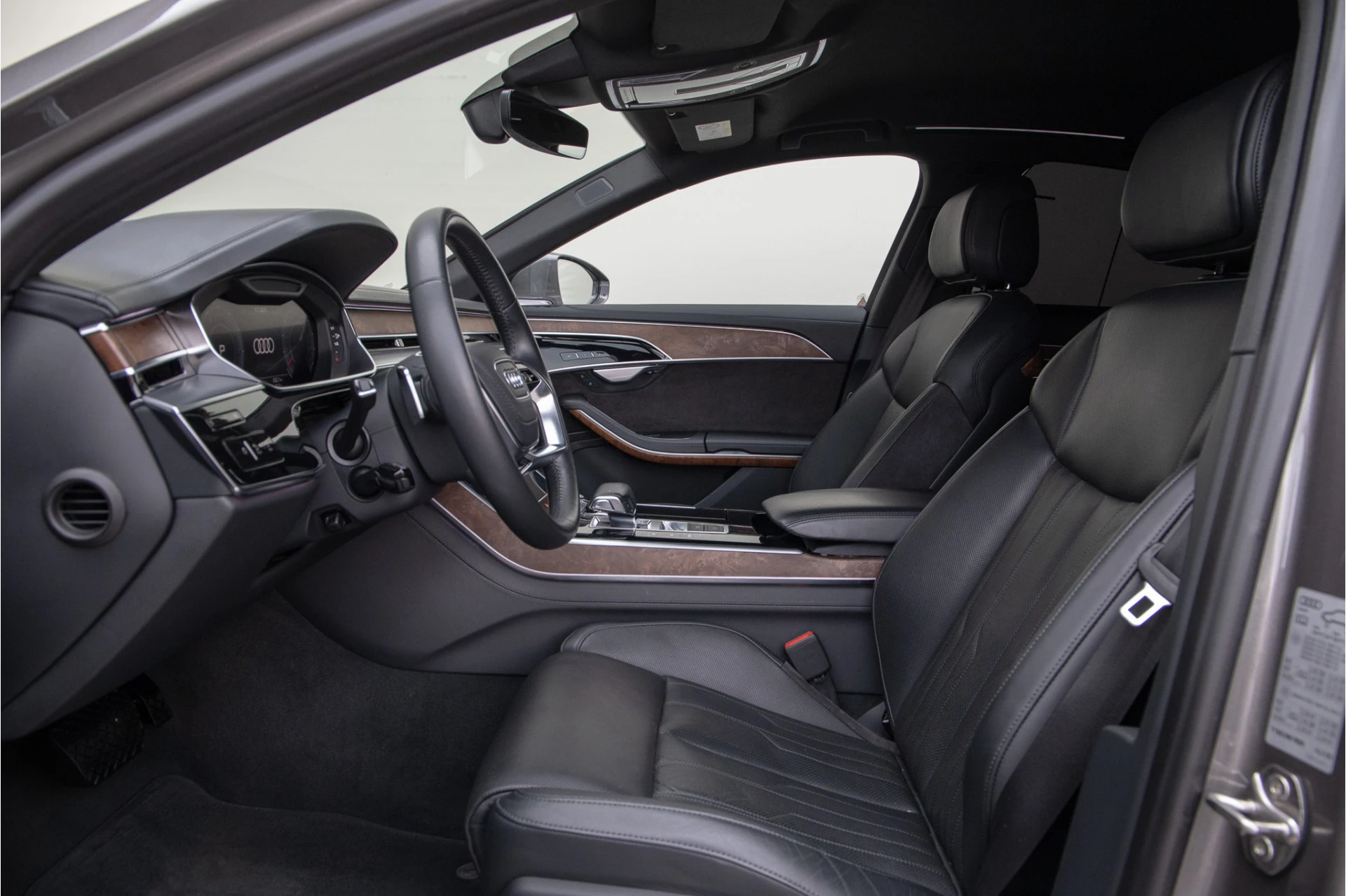 Hoofdafbeelding Audi A8