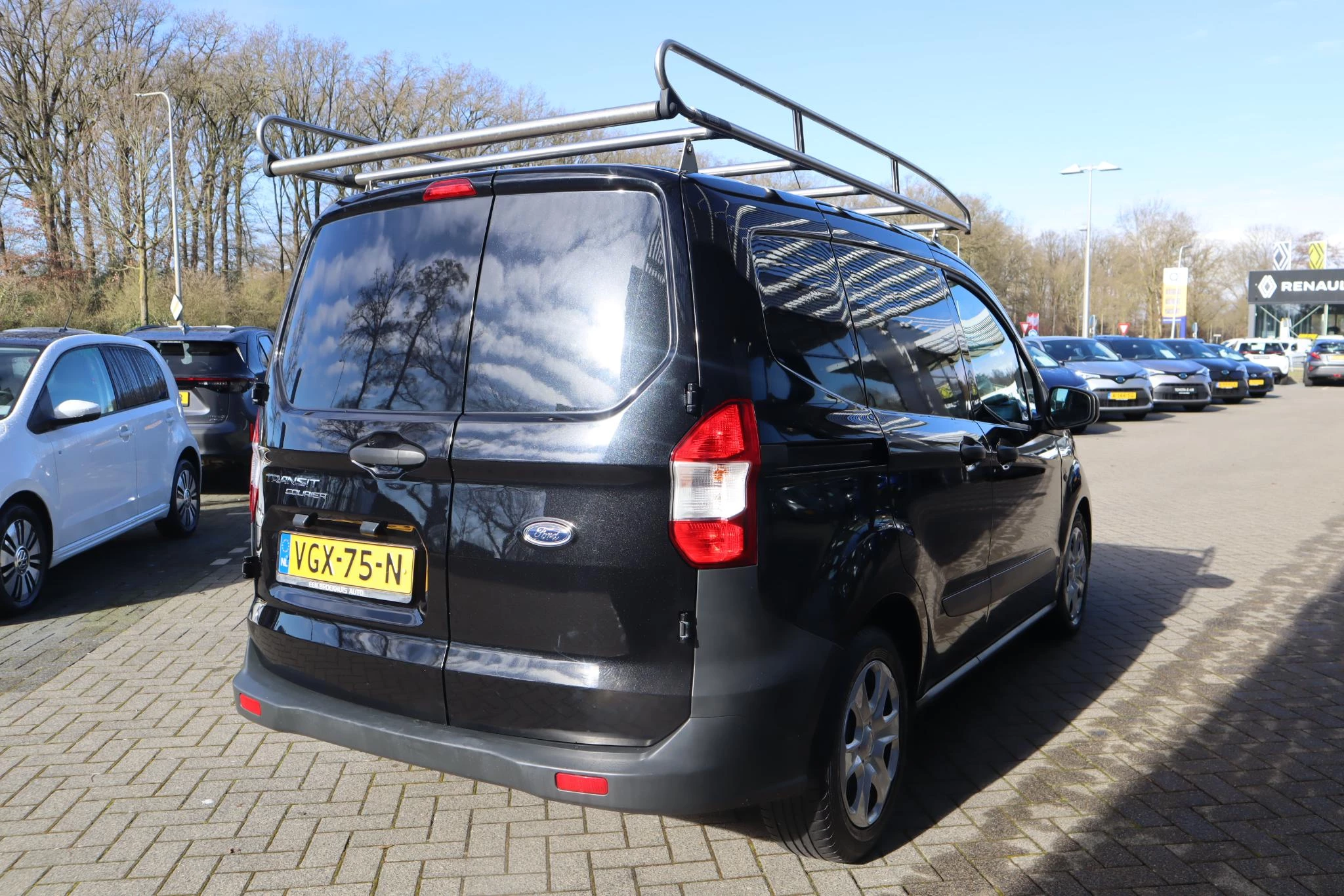 Hoofdafbeelding Ford Transit Courier