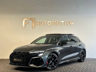Hoofdafbeelding Audi RS3 Audi RS3 Sportback 2.5 TFSI quattro Pano|HuD|B&O|Keyless|VOL