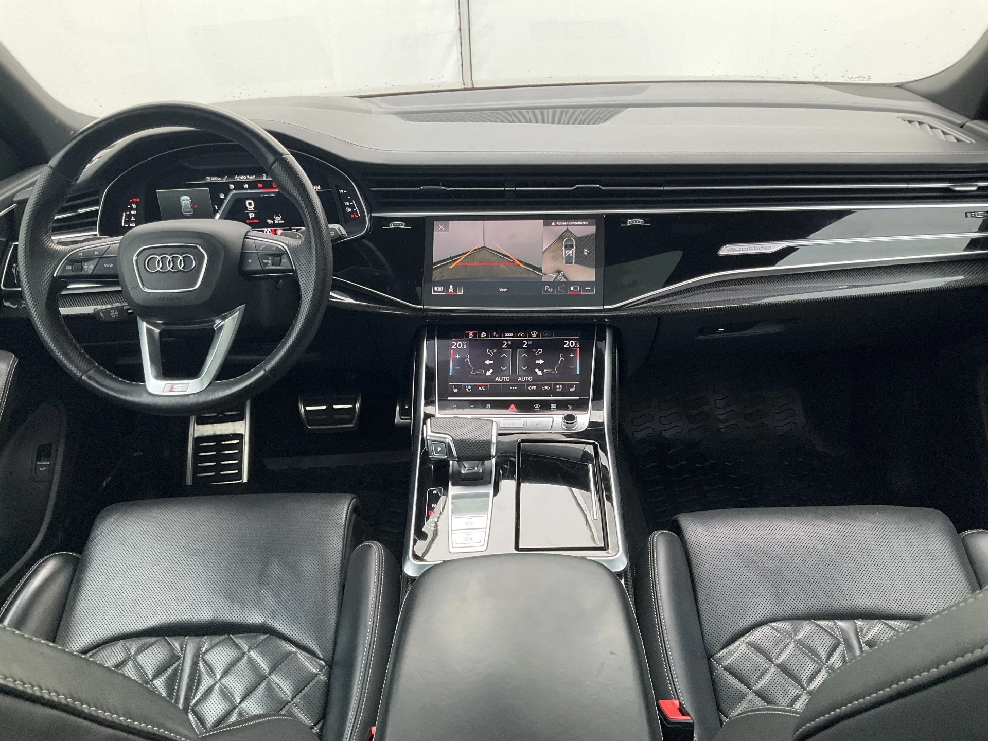 Hoofdafbeelding Audi Q8