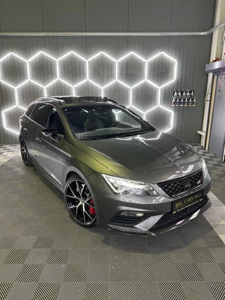 SEAT Leon Cupra CARBON EDITION 4 Drive PANO BEATS BREMBO 2.0 TSI 1 of 300