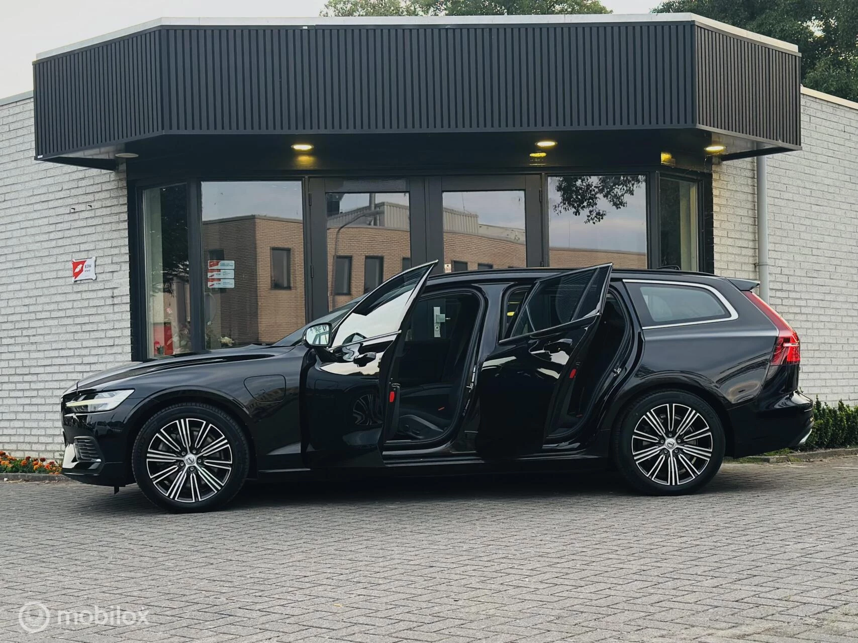 Hoofdafbeelding Volvo V60