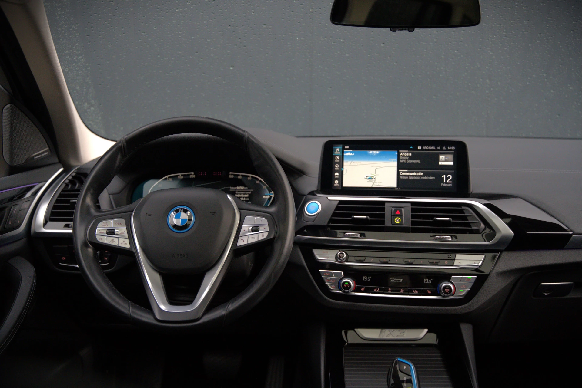 Hoofdafbeelding BMW iX3