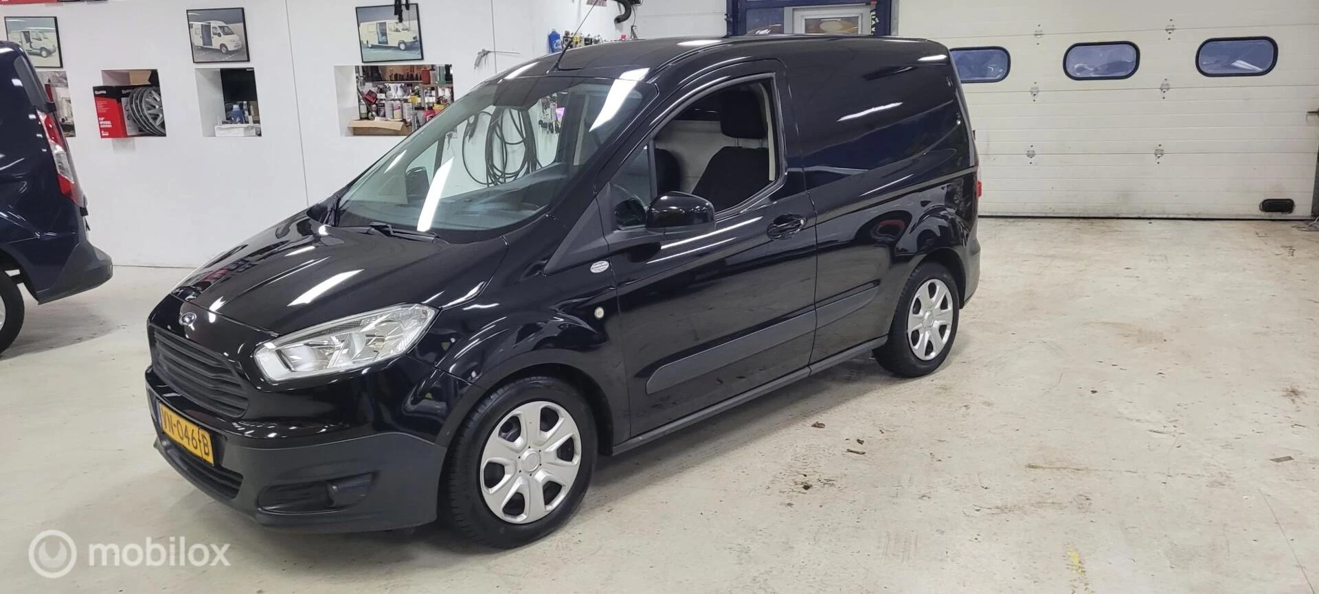 Hoofdafbeelding Ford Transit Courier