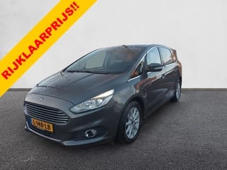 Hoofdafbeelding Ford S-Max Ford S-Max 1.5 Titanium 7p. airco,cruise,panoramadak,navigatie,stoelverwarming,parkeersensoren,