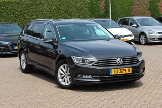 Volkswagen Passat Variant 1.4 TSI ACT Comfortline / Trekhaak / Navigatie / Parkeerhulp V+A / 17'' / Stoelverwarming / DAB / ACC