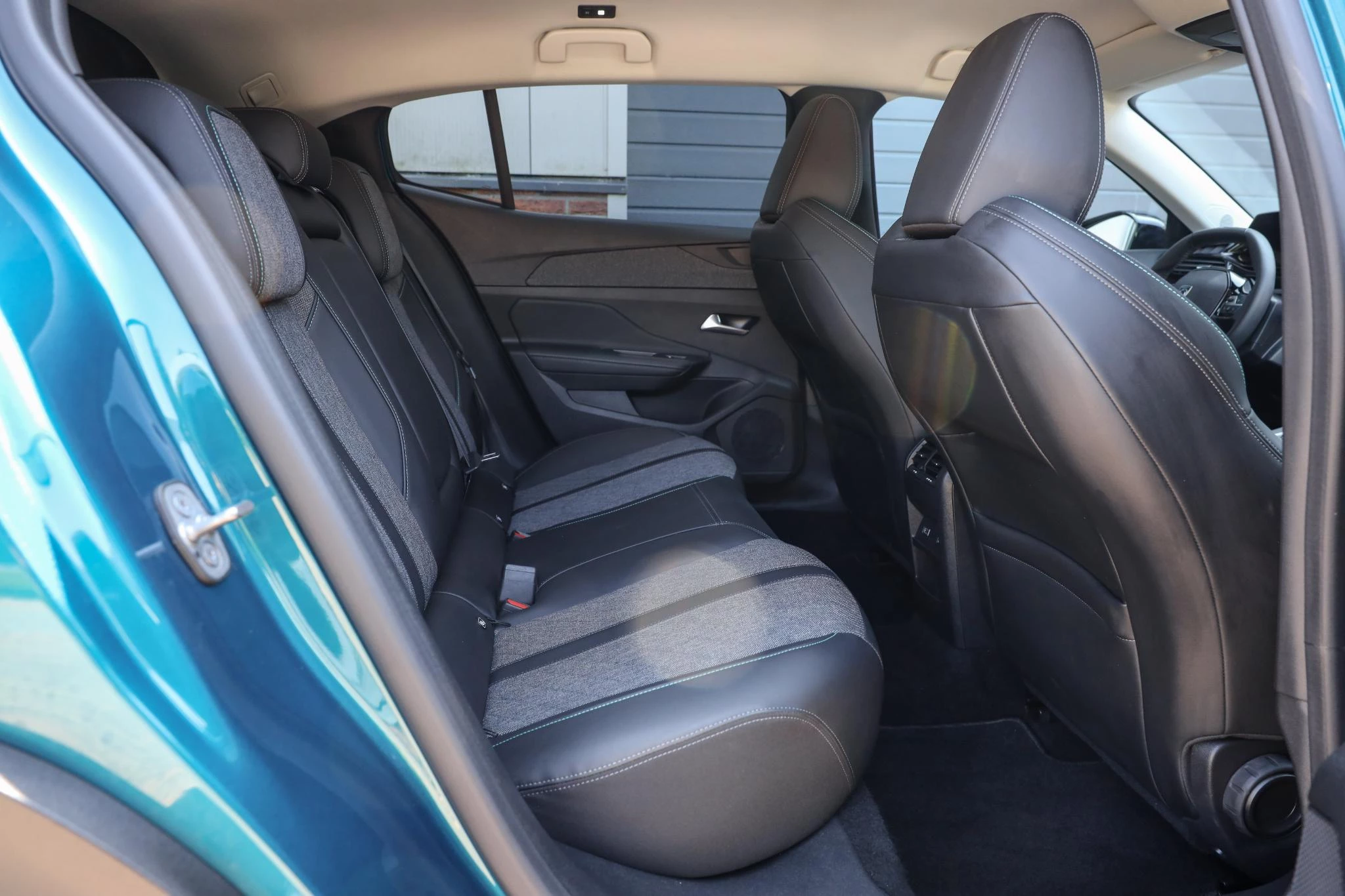 Hoofdafbeelding Peugeot 408