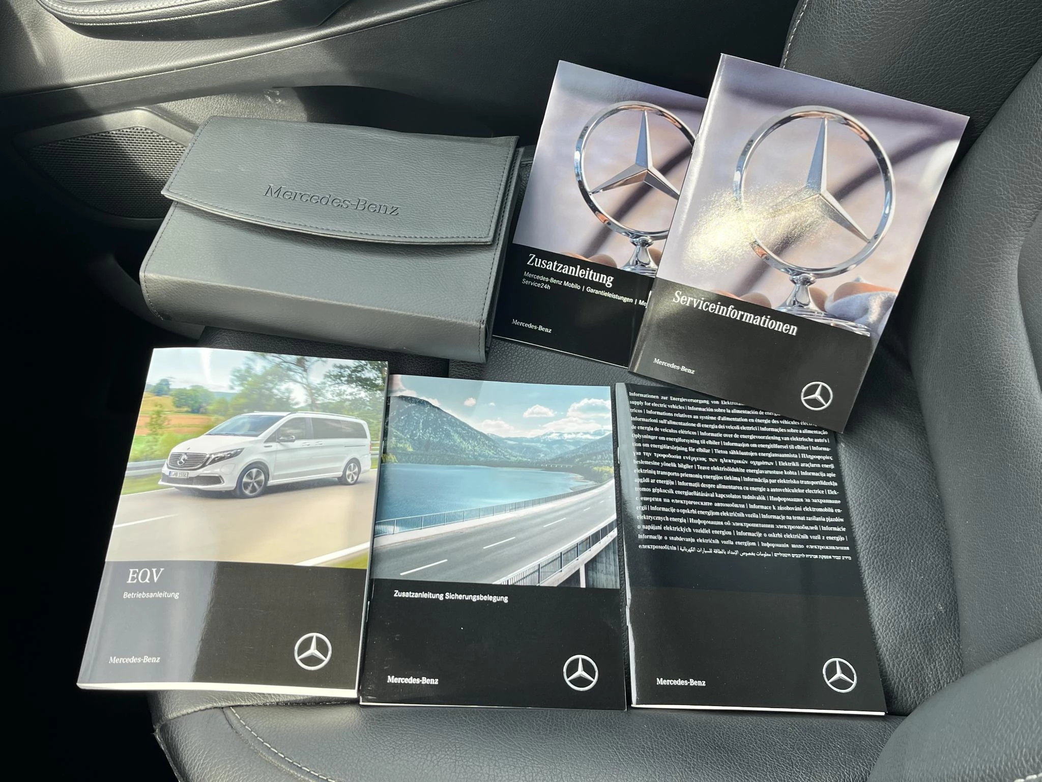 Hoofdafbeelding Mercedes-Benz EQV