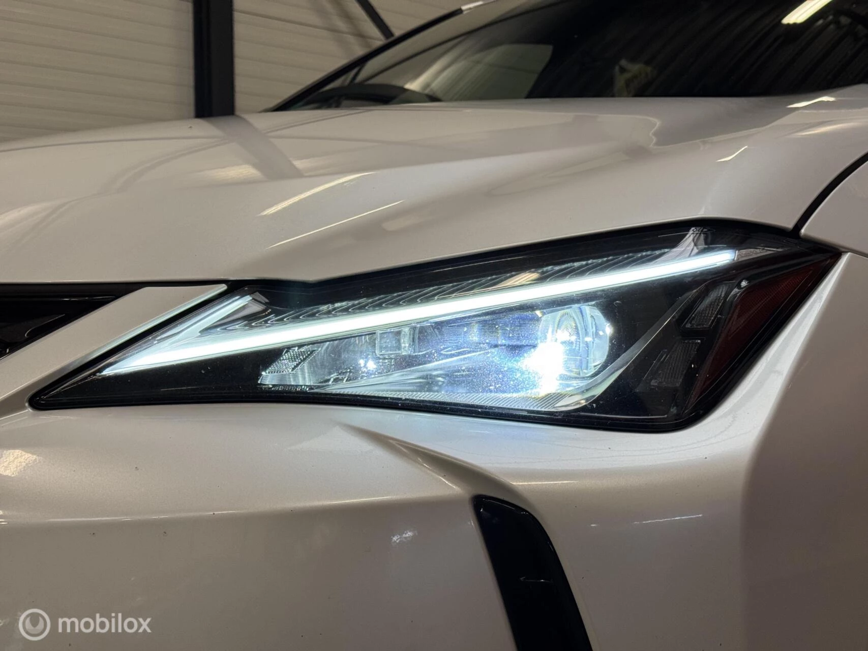 Hoofdafbeelding Lexus UX