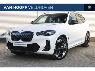 Hoofdafbeelding BMW iX3 BMW iX3 High Executive / Trekhaak / Harman Kardon / Sportstoelen / Head-Up / Parking Assistant Plus / Gesture Control / Stoelverwarming