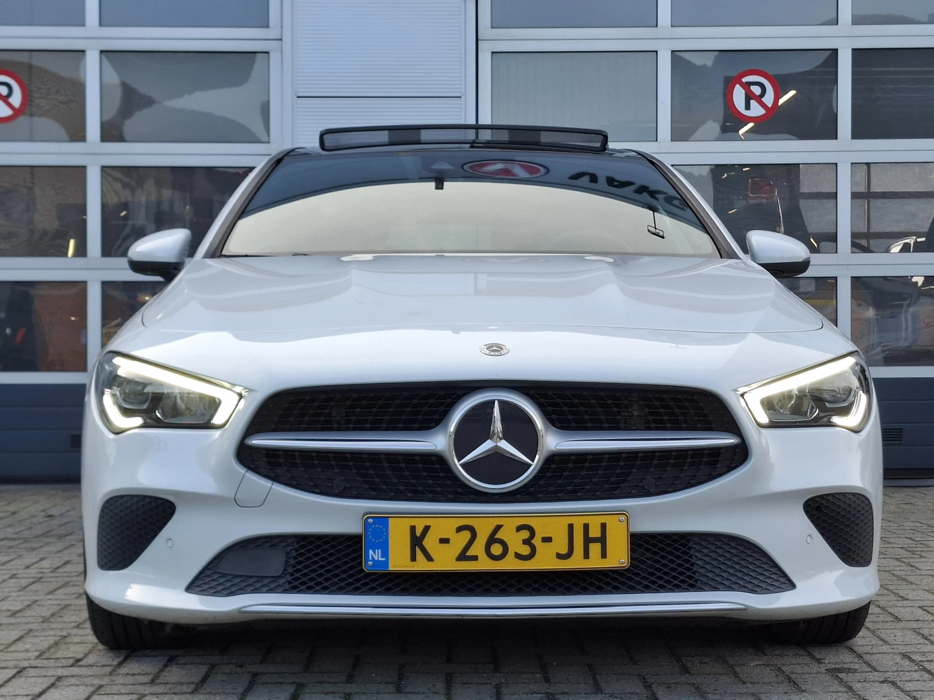 Hoofdafbeelding Mercedes-Benz CLA