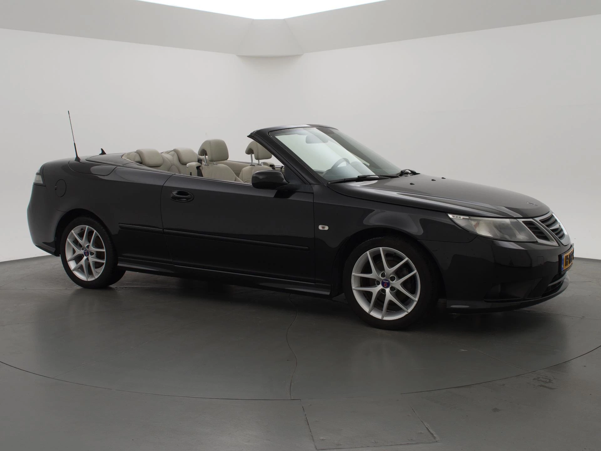 Hoofdafbeelding Saab 9-3