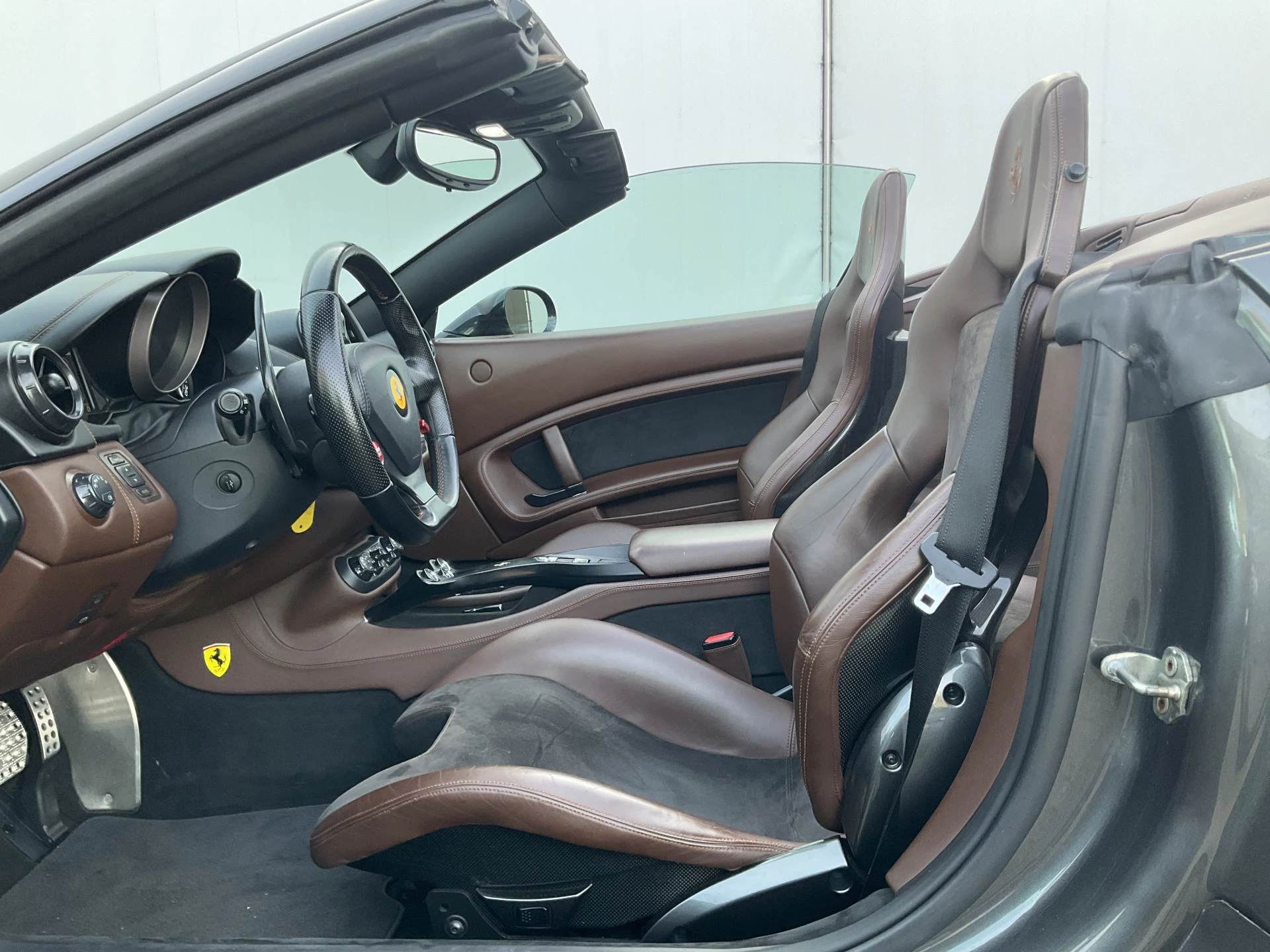 Hoofdafbeelding Ferrari California