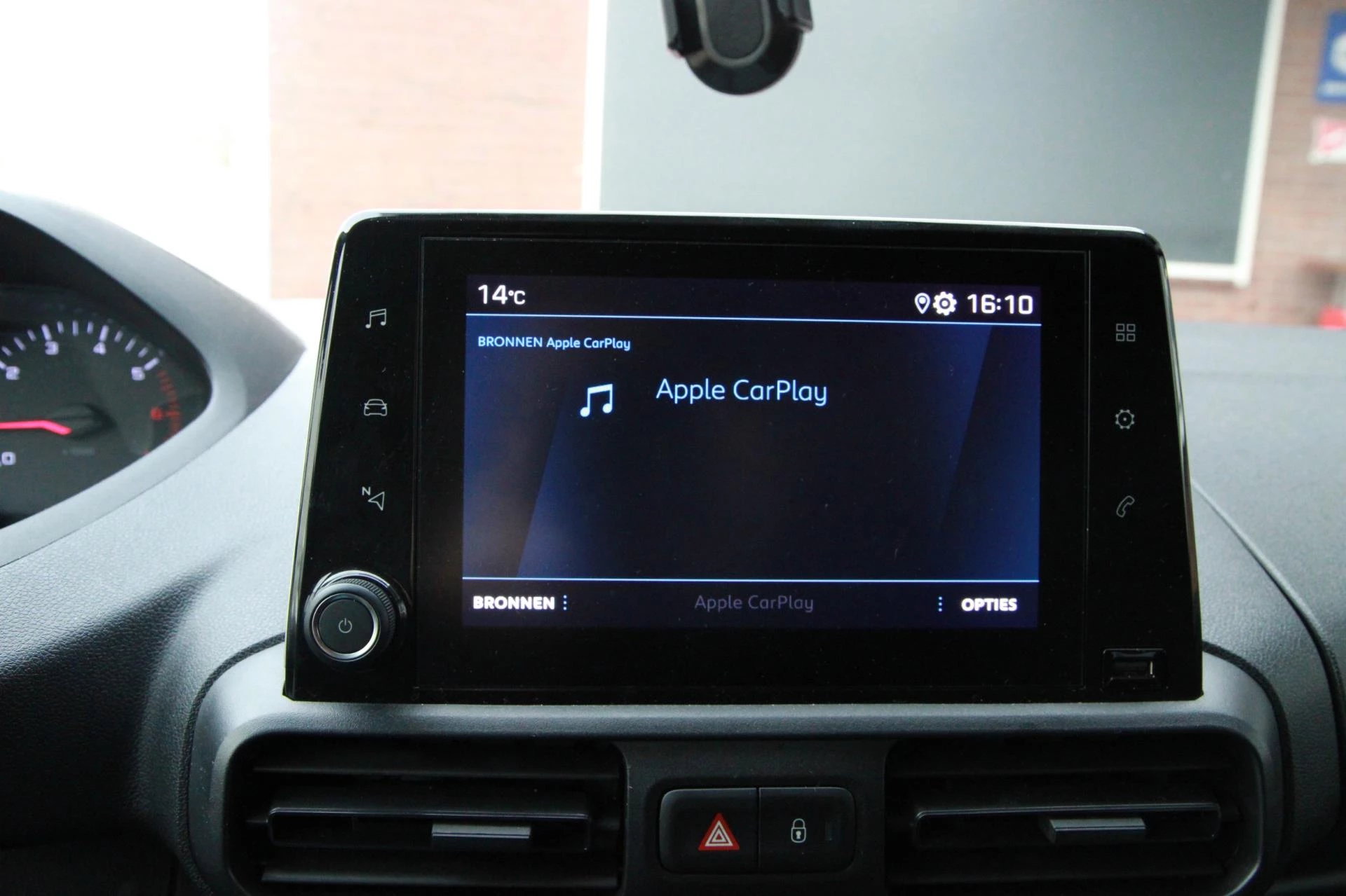 Hoofdafbeelding Peugeot Partner