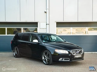 Volvo V70 3.0 T6 AWD R-Design HEICO | 37/100 | 330 pk