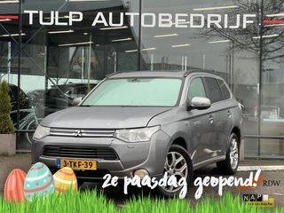 Mitsubishi Outlander 2.0 PHEV Instyle Lees tekst!
