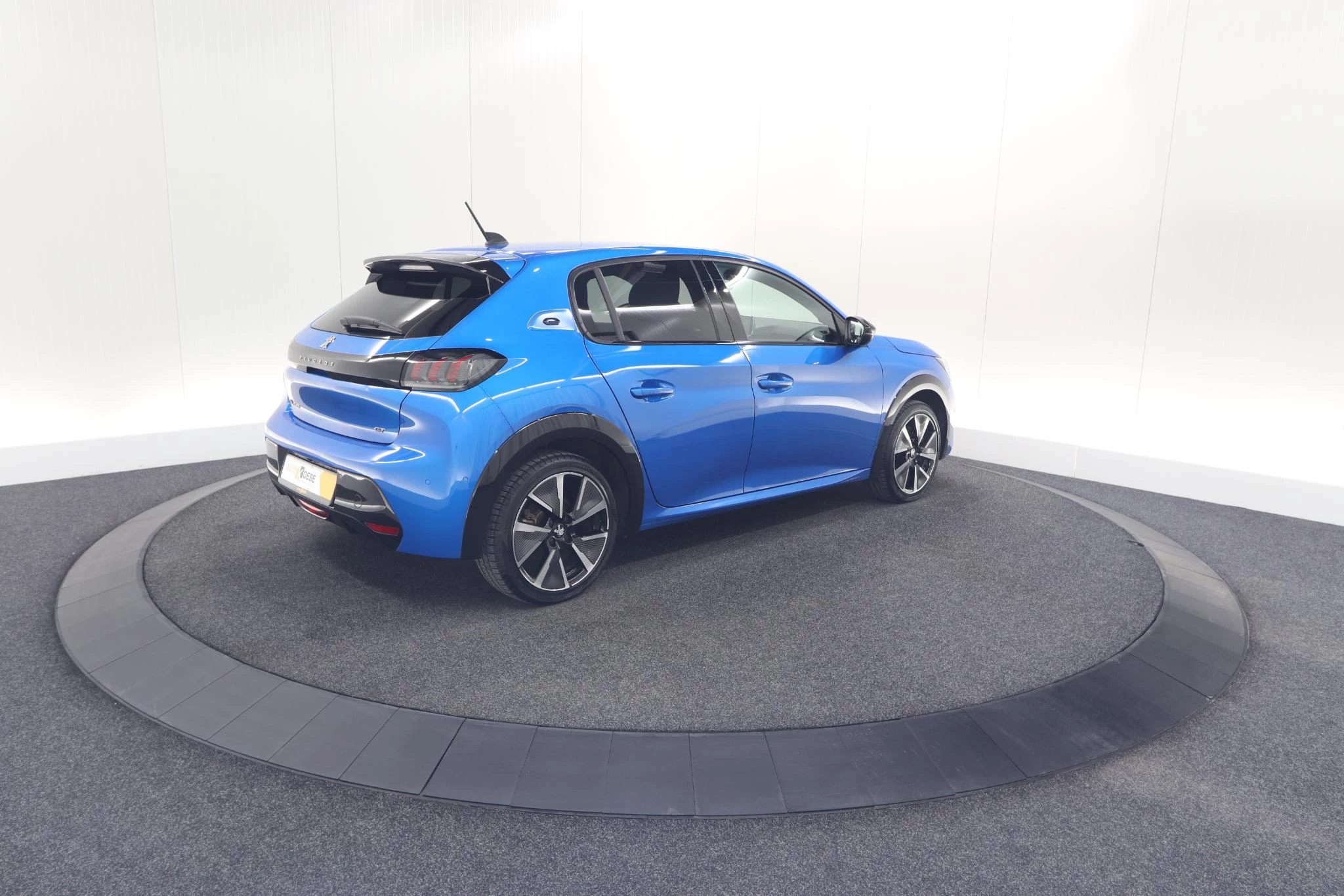 Hoofdafbeelding Peugeot e-208