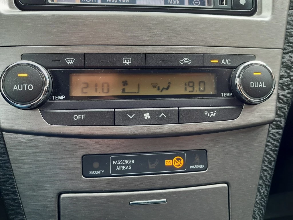 Hoofdafbeelding Toyota Avensis