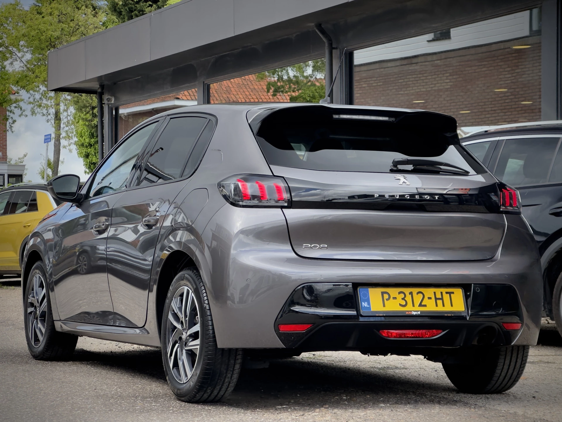 Hoofdafbeelding Peugeot 208