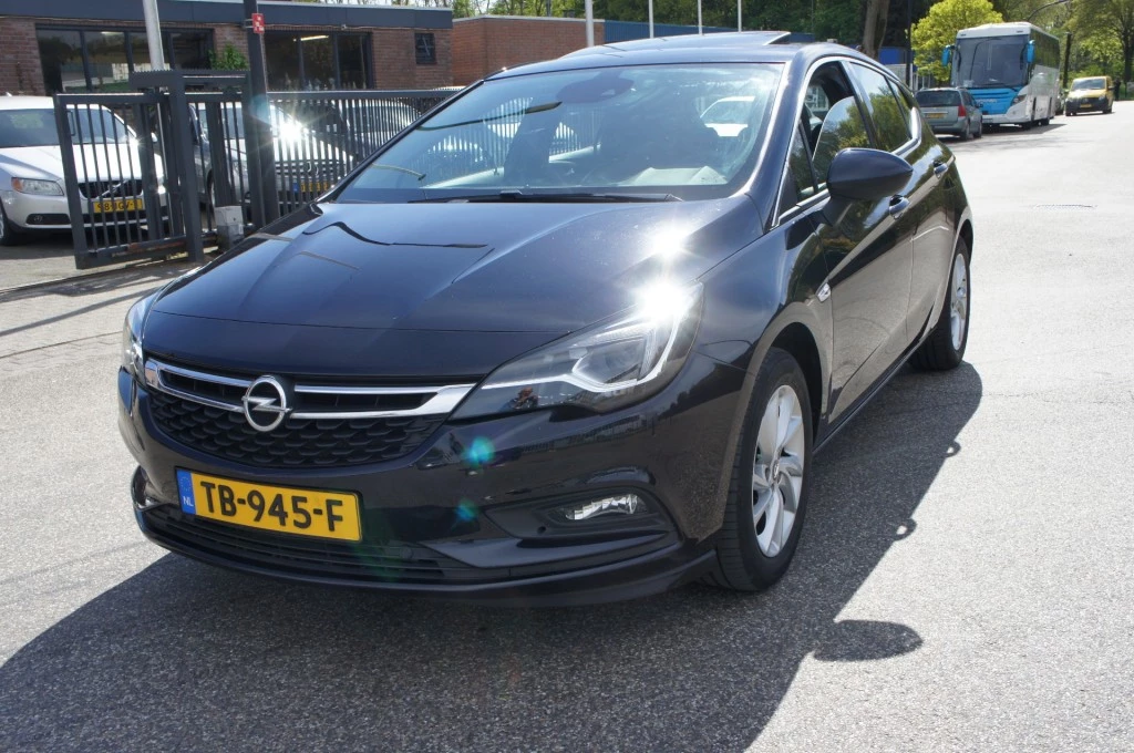 Hoofdafbeelding Opel Astra