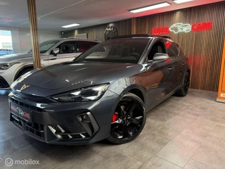 Hoofdafbeelding CUPRA Leon CUPRA Leon 1.5 e-TSI/ Pano / Sfeer / Camera / Key / Garantie