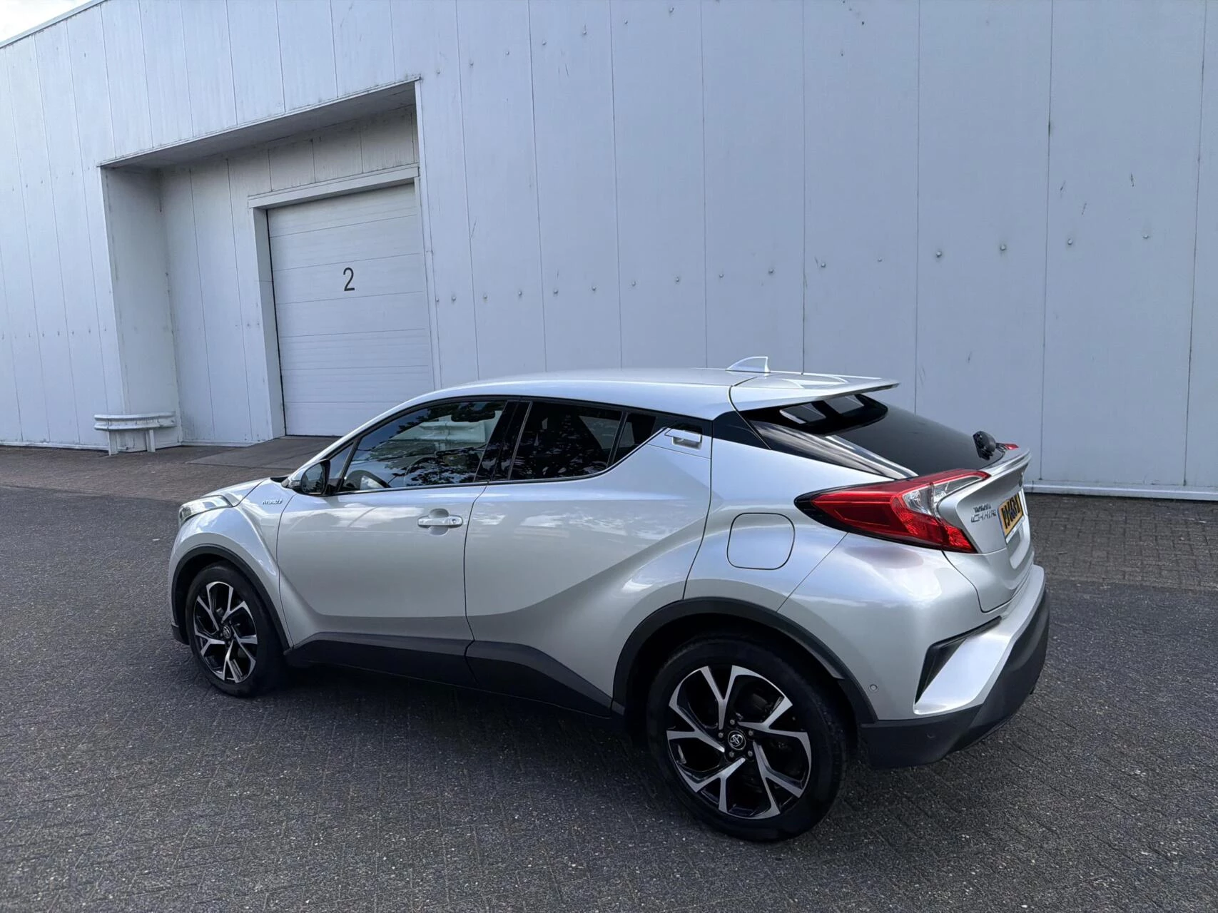 Hoofdafbeelding Toyota C-HR