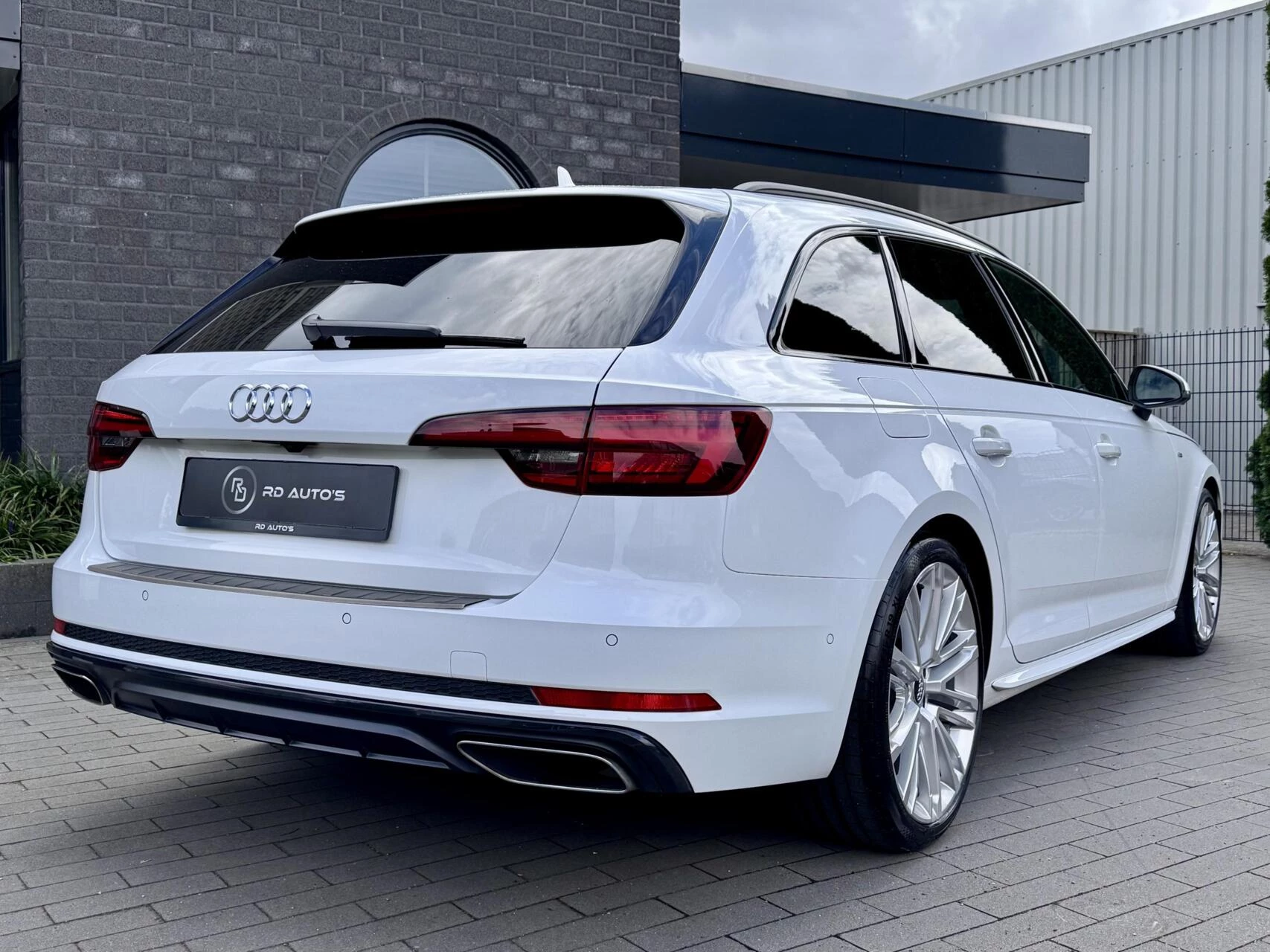 Hoofdafbeelding Audi A4