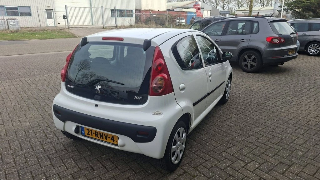 Hoofdafbeelding Peugeot 107
