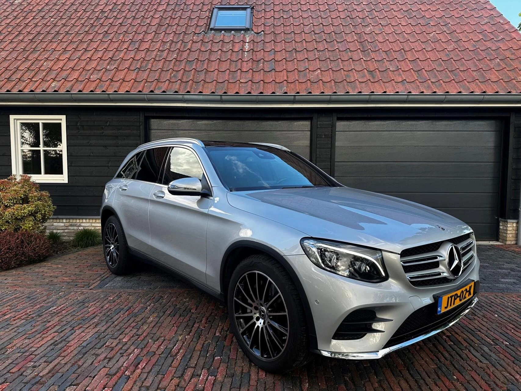 Hoofdafbeelding Mercedes-Benz GLC