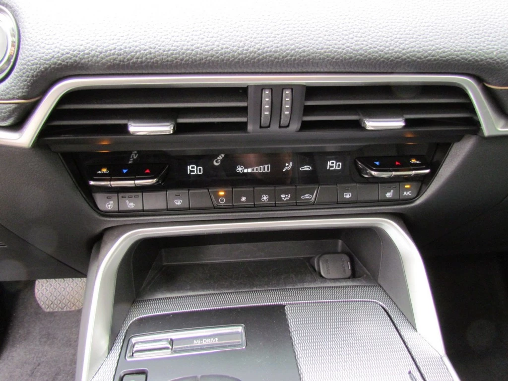 Hoofdafbeelding Mazda CX-60