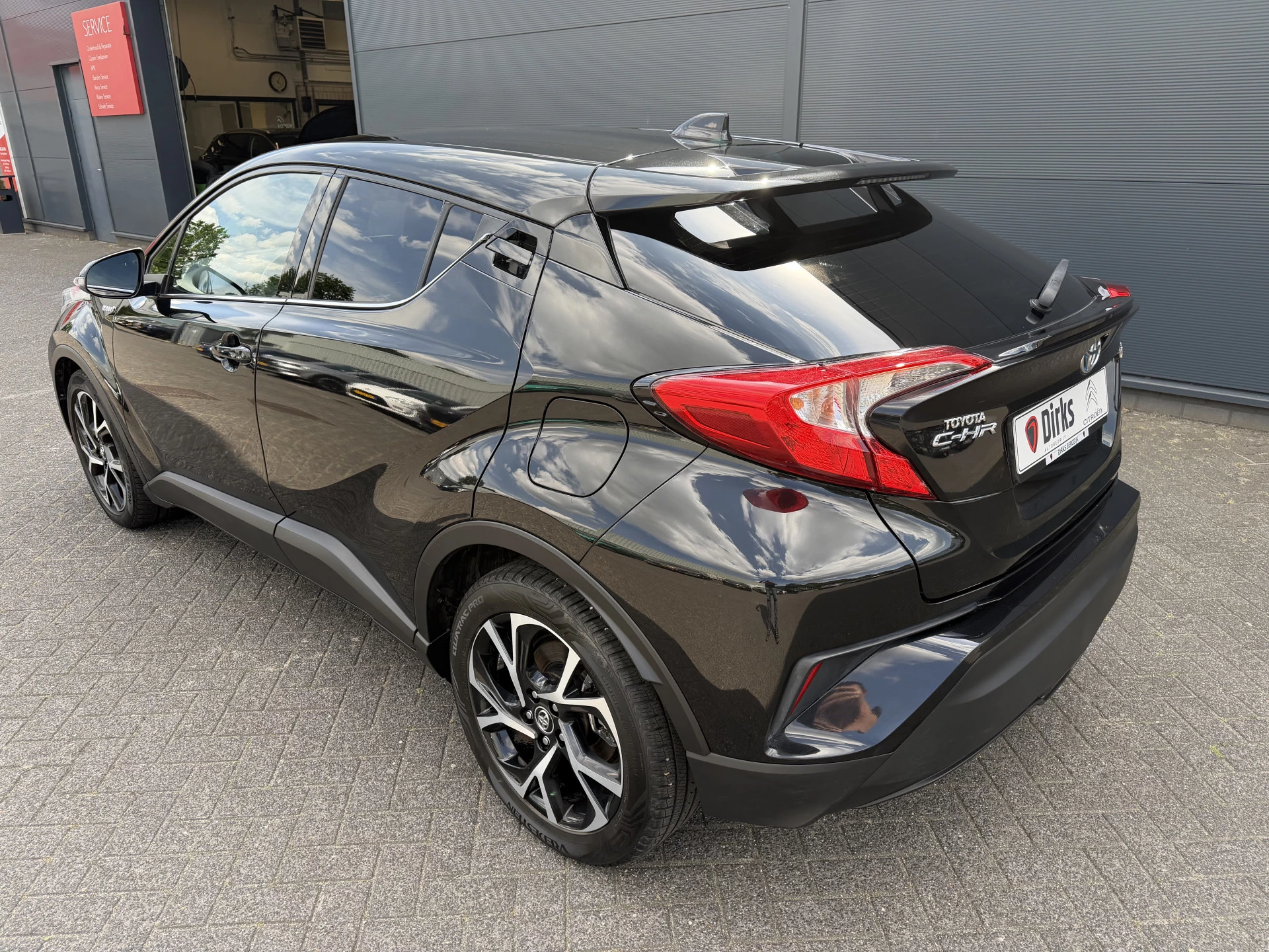 Hoofdafbeelding Toyota C-HR