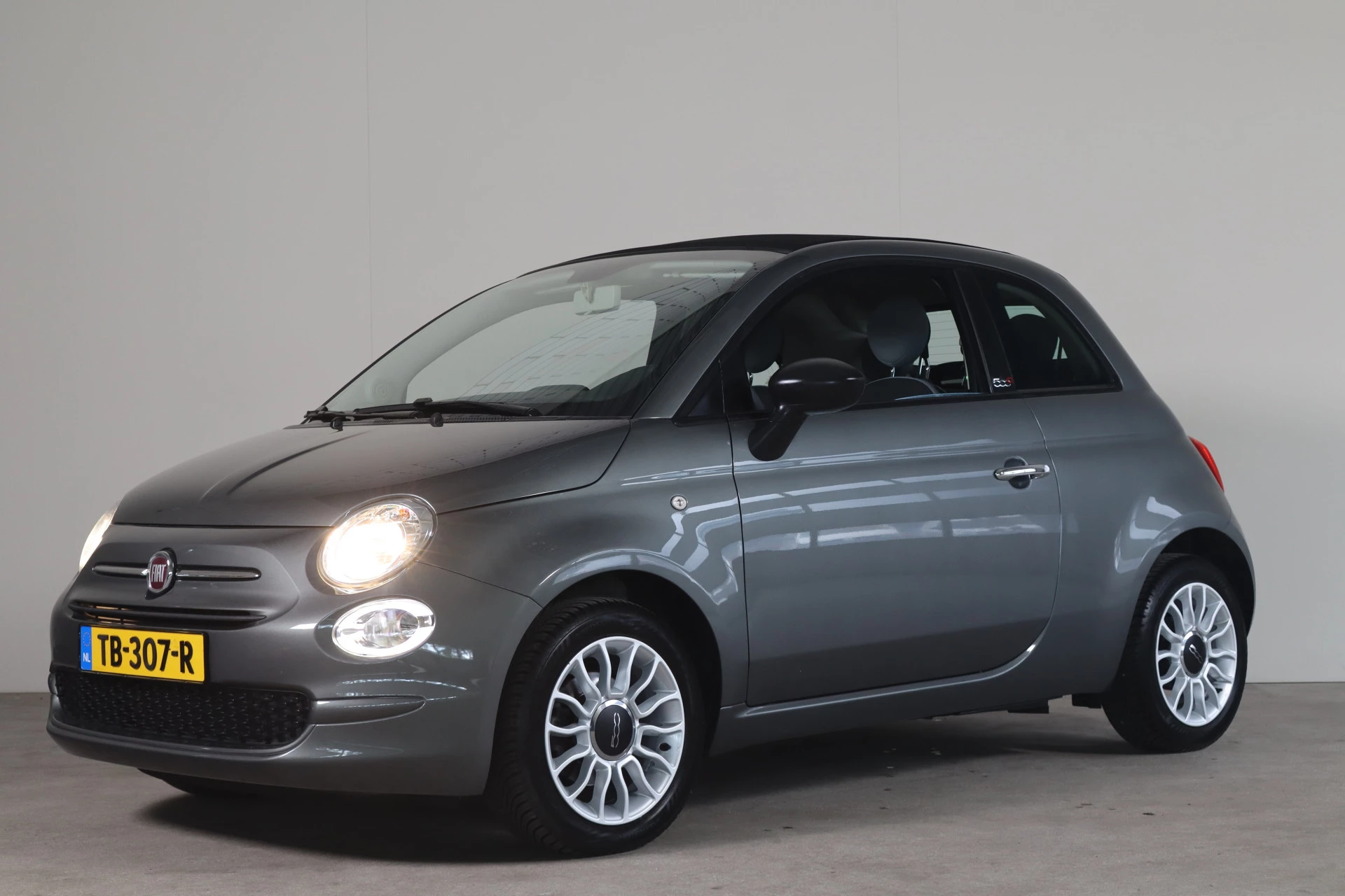 Hoofdafbeelding Fiat 500C