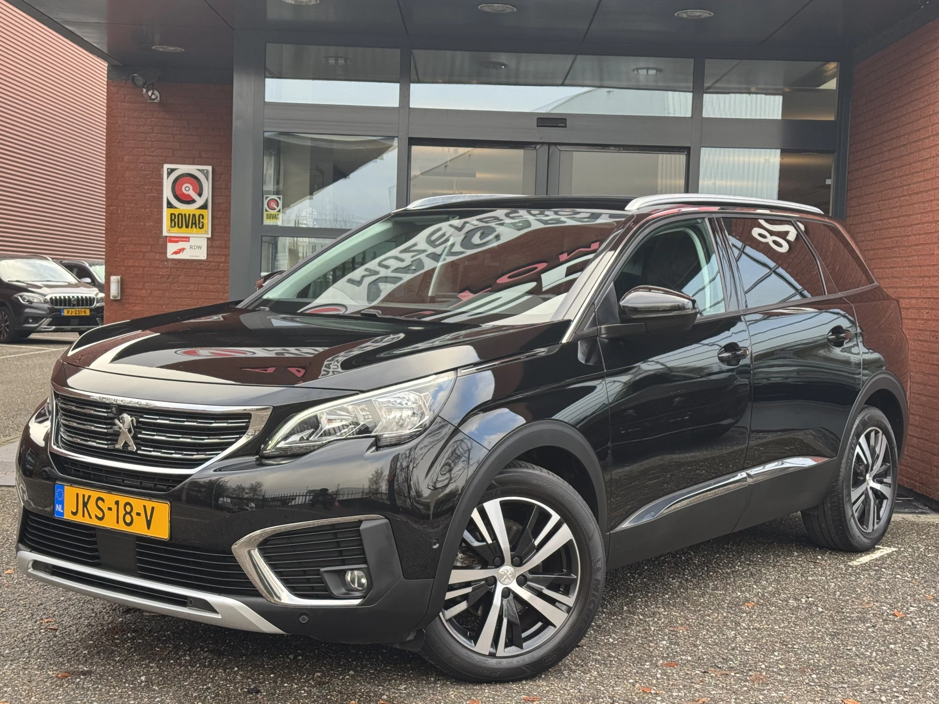 Hoofdafbeelding Peugeot 5008
