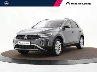 Hoofdafbeelding Volkswagen T-Roc Volkswagen T-Roc 1.5 TSI 150pk DSG Life Edition · Camera · Trekhaak · Navigatie · Apple/Android Car Play · 17'' Inch · Garantie t/m 15-08-2028 of 100.000km