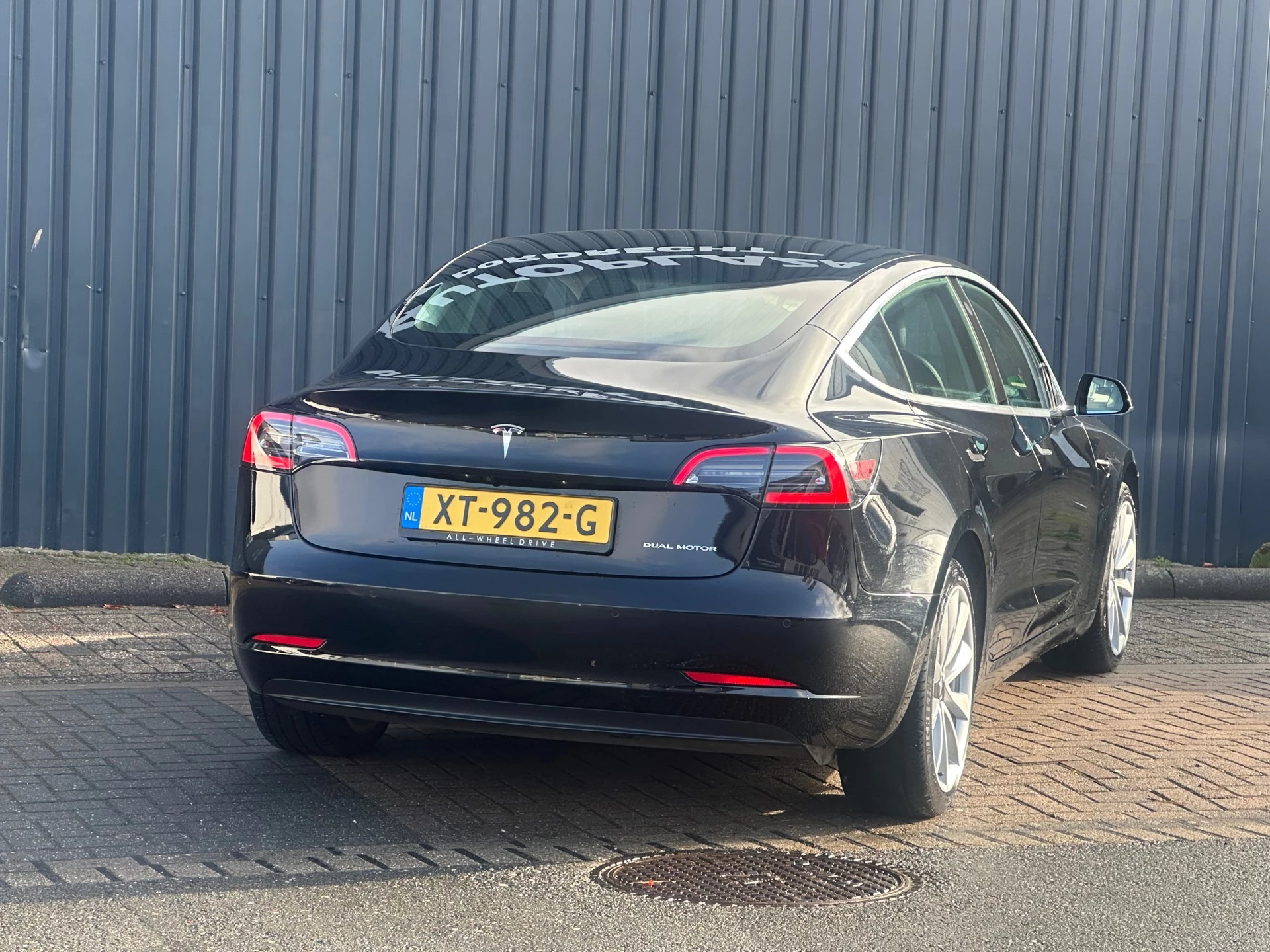 Hoofdafbeelding Tesla Model 3