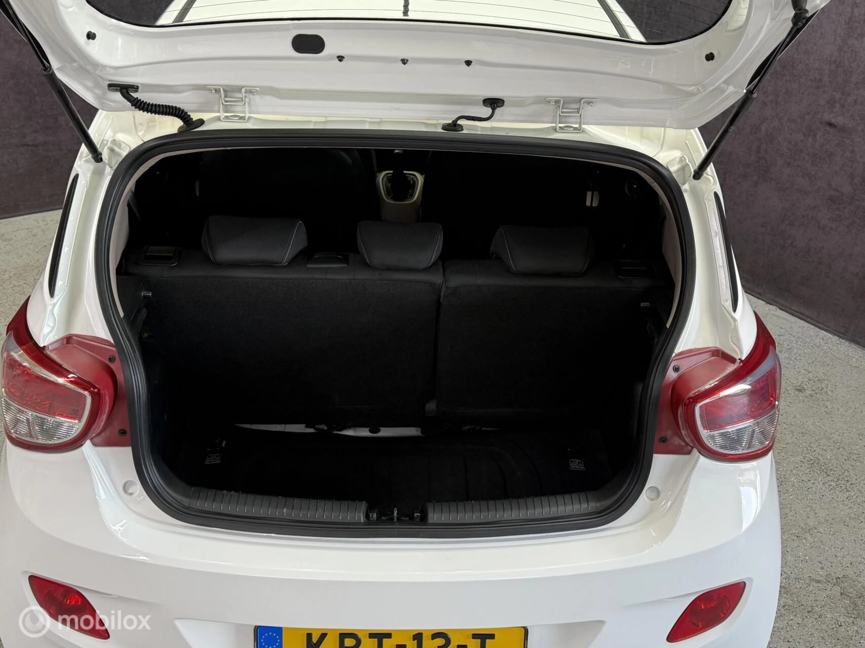 Hoofdafbeelding Hyundai i10