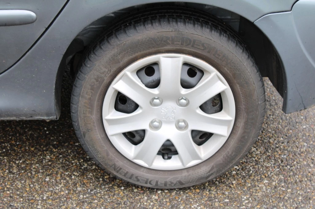 Hoofdafbeelding Peugeot 206
