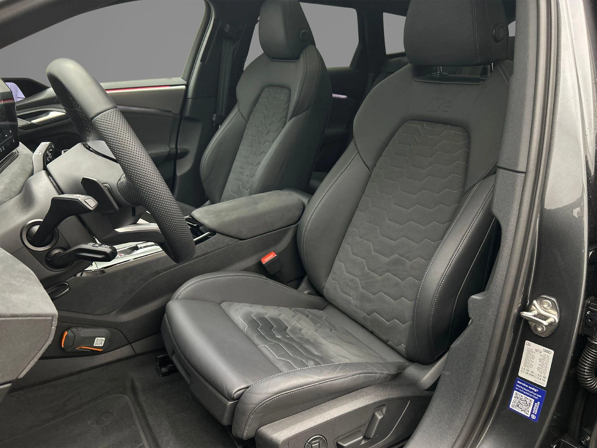 Hoofdafbeelding Audi A6 Avant e-tron