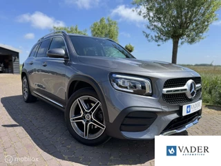 Hoofdafbeelding Mercedes-Benz GLB Mercedes GLB 200 AMG Line 7 Persoons Panodak Led Camera