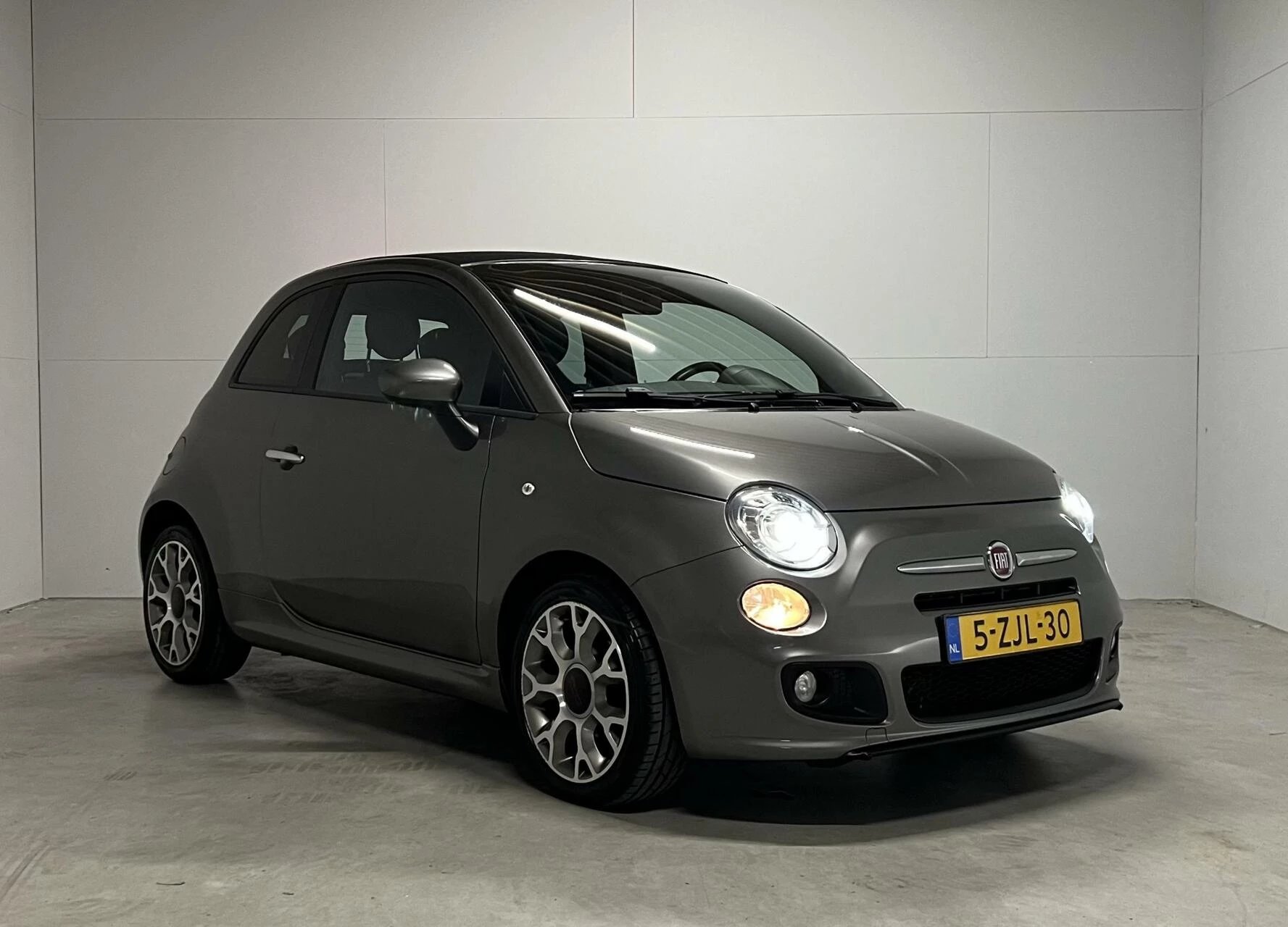 Hoofdafbeelding Fiat 500C