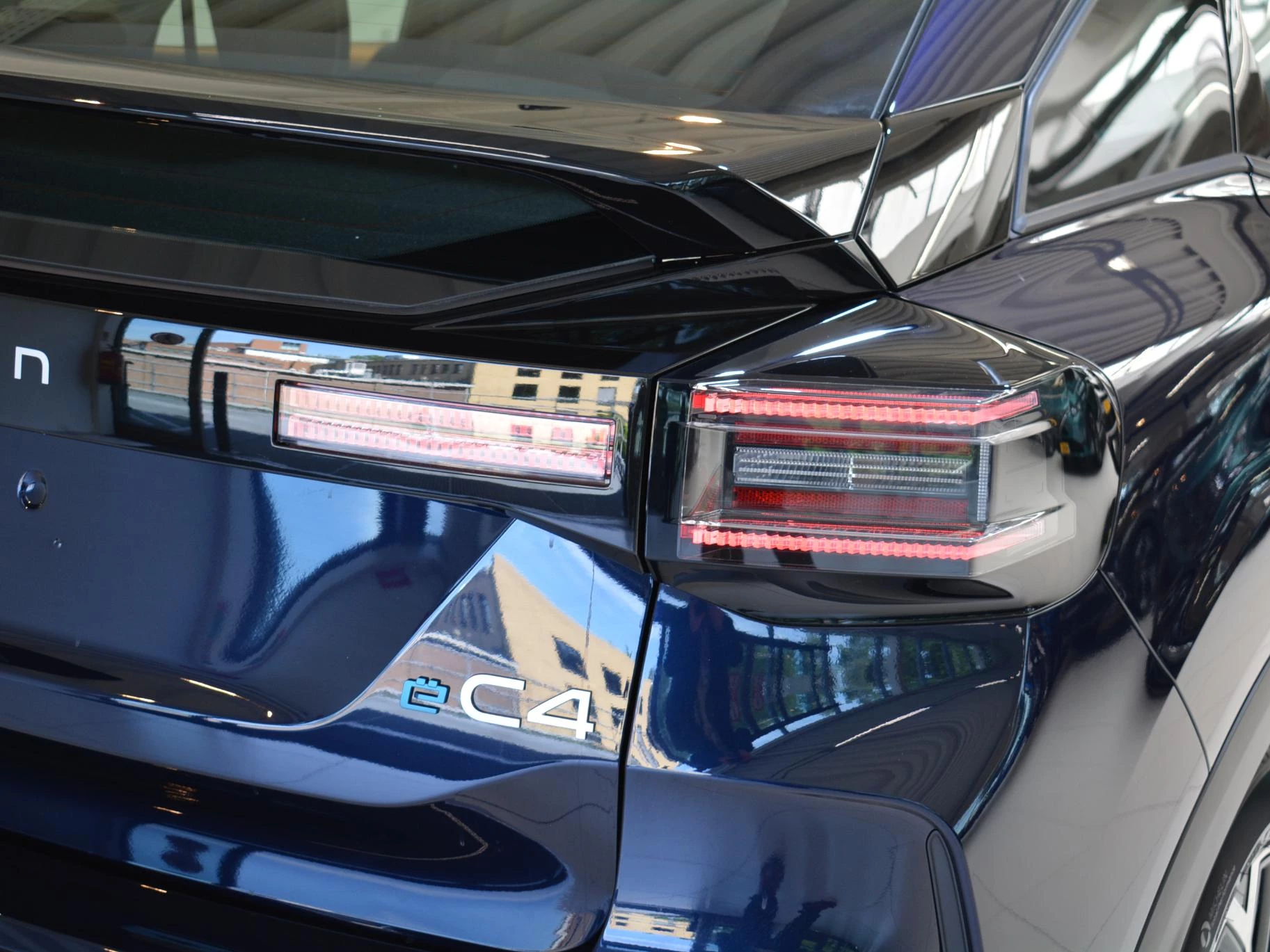 Hoofdafbeelding Citroën ë-C4