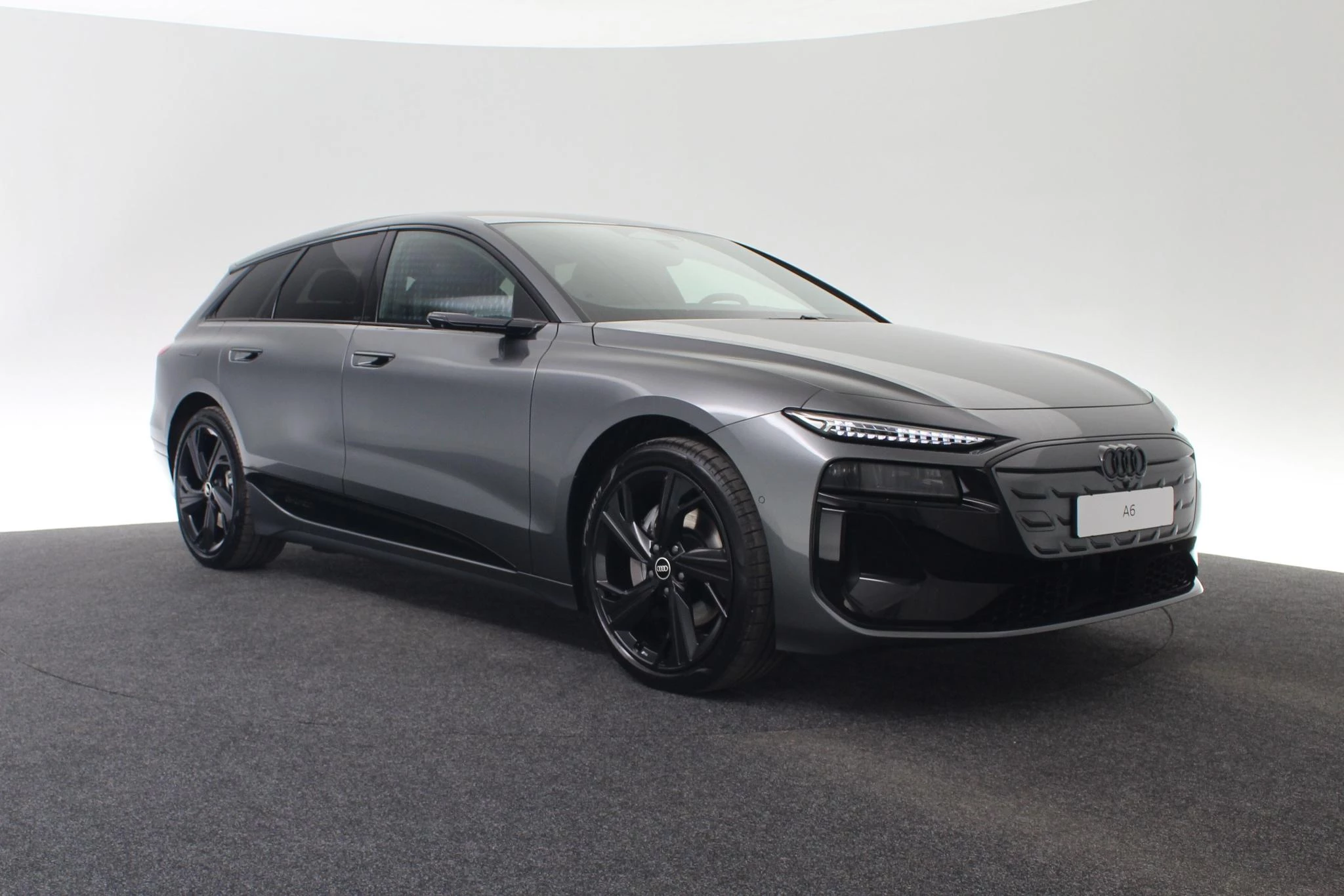 Hoofdafbeelding Audi A6 Avant e-tron